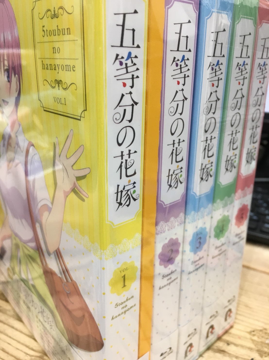 Dvdコーナーより 五等分の花嫁 Blu Ray全5巻セット など入荷しました W 浪漫遊 金沢本店